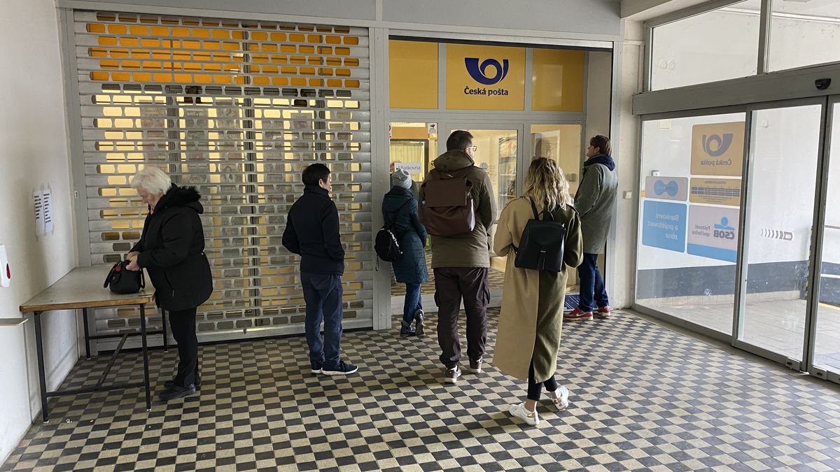 Česká pošta zrušila průzkum spokojenosti za 40 milionů korun